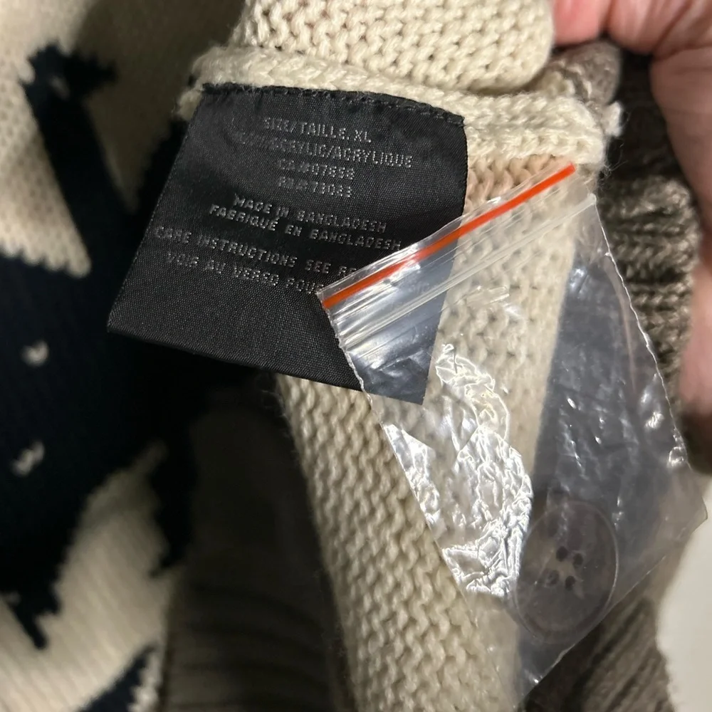 Knit cardigan - Picture 12 of 13
